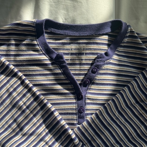 Striped long sleeve t-shirt - Picture 2 of 3